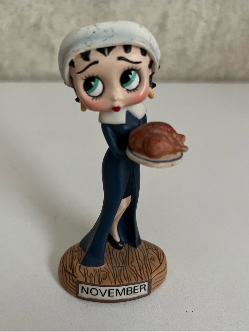 Danbury Mint Betty Boop Boopin Through the Years Perpetual Calendar November
